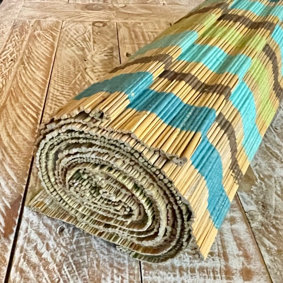 🍽 6 Pack Rollup Bamboo Placemats 🍽 - Picture 6 of 6